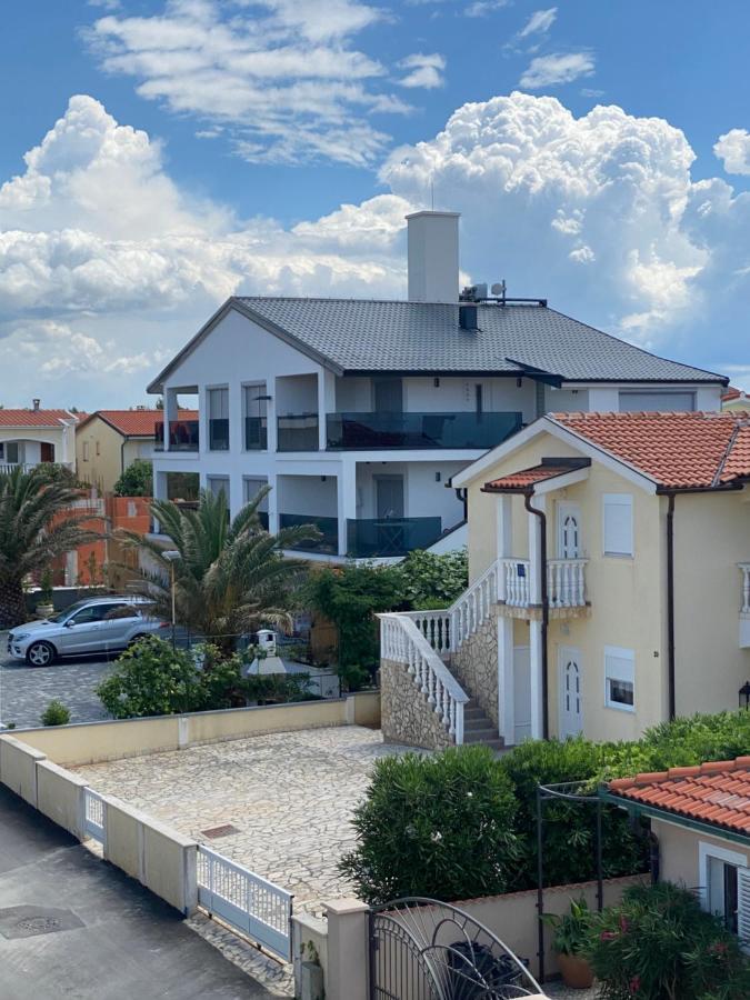 Apartment Vila Lina Вир Экстерьер фото